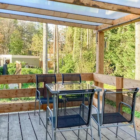 Vakantiehuis Awesome In With Kitchen Well (Limburg)